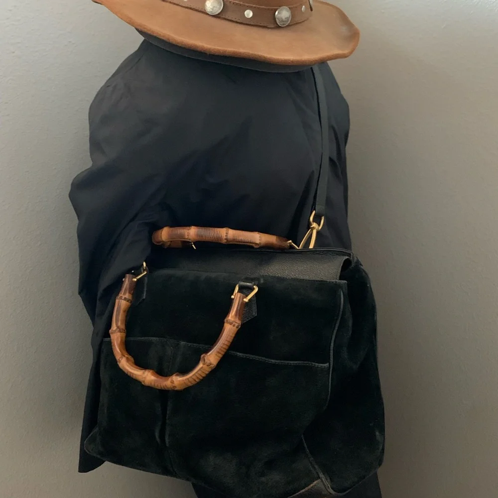 Authentic Gucci, bamboo black suede 2 way bag - Picture 2 of 16